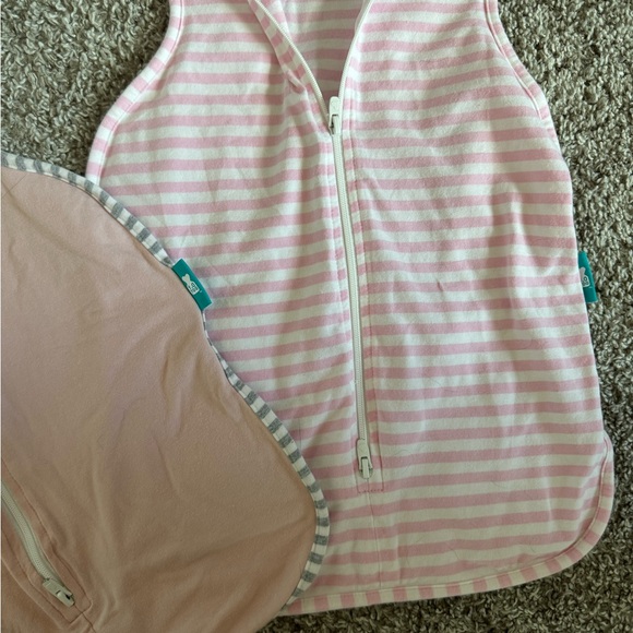 Pink Baby Swaddle Bundle - Picture 3 of 3